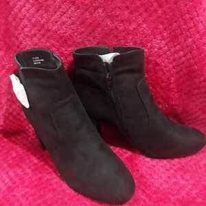 C Comfort Est 1946 Size 11W Boots